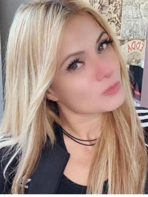 bacheca incontri torre annunziata|Escort Napoli, Donna Cerca Uomo Napoli